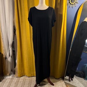 Chic Black Maxi Dress